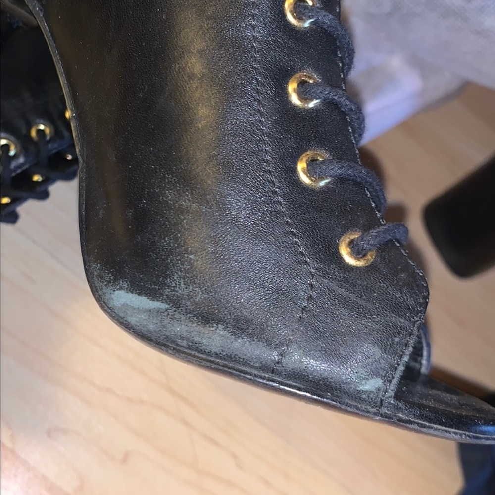 Shoes - Picture 6 of 10